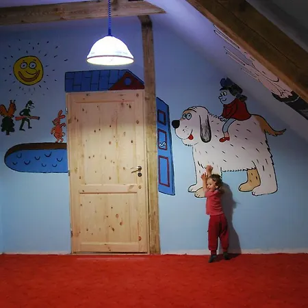 U Kopyta بيت ضيافة