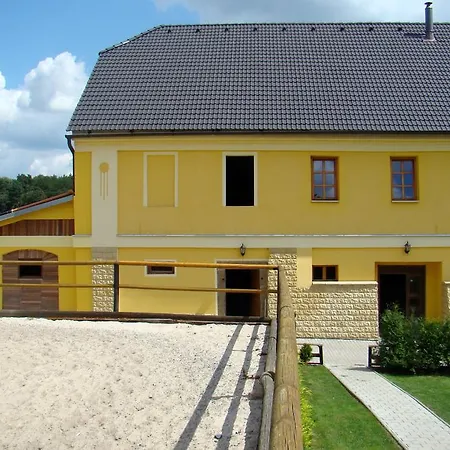 U Kopyta بيت ضيافة *