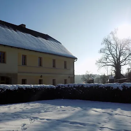 بيت ضيافة U Kopyta Dubá