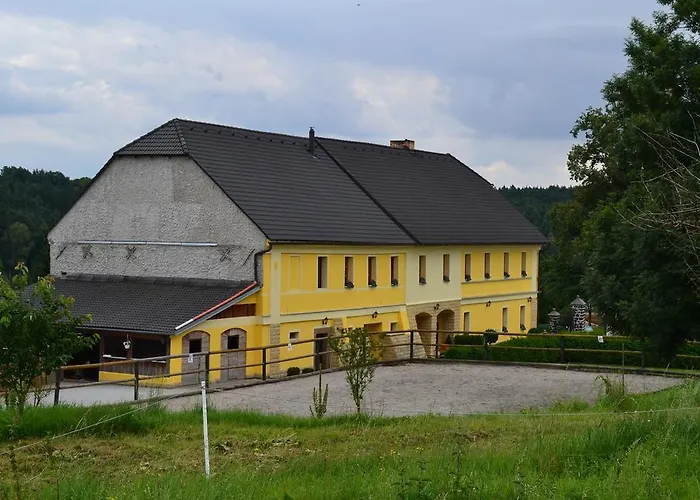 U Kopyta 게스트하우스 *